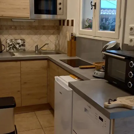 Vakantiehuis Petite Maison 2 Personnes, 3 Etoiles, 900m