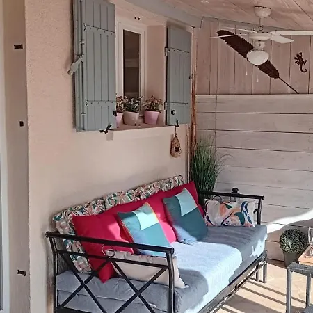 Petite Maison 2 Personnes, 3 Etoiles, 900m