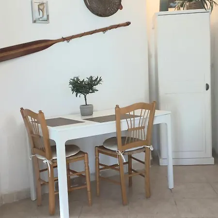 Petite Maison 2 Personnes, 3 étoiles, 900m Six-Fours-les-Plages