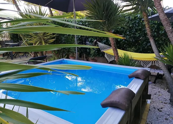 Petite Maison 2 Personnes, 3 Etoiles, 900m * Six-Fours-les-Plages