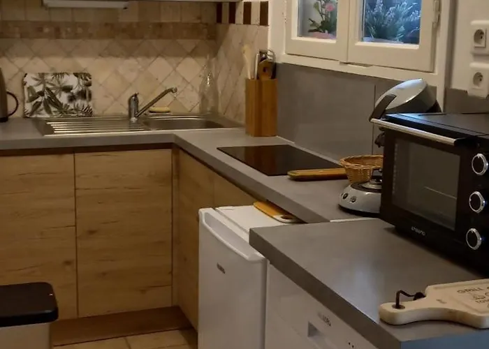 Vakantiehuis Petite Maison 2 Personnes, 3 Etoiles, 900m