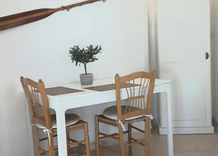 Petite Maison 2 Personnes, 3 Etoiles, 900m Six-Fours-les-Plages