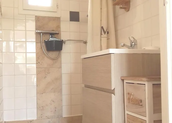 Vakantiehuis Petite Maison 2 Personnes, 3 Etoiles, 900m *