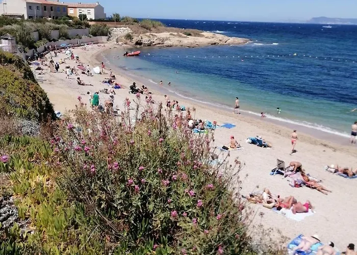 Petite Maison 2 Personnes, 3 Etoiles, 900m *